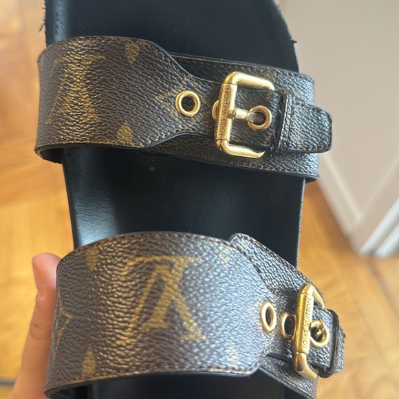 Louis Vitton Summer Sandals - Picture 8 of 12
